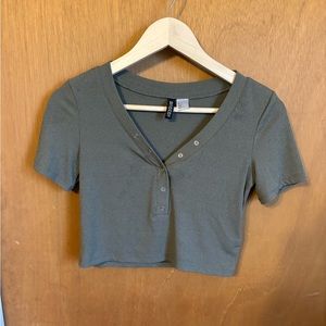 Divided by H&M crop top